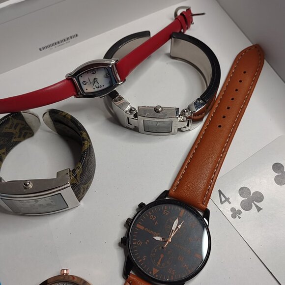 Lot Of 5 Untested Misc Watches - Picture 4 of 6